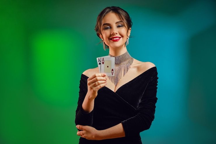 Pengguna mengelola akun di ponsel